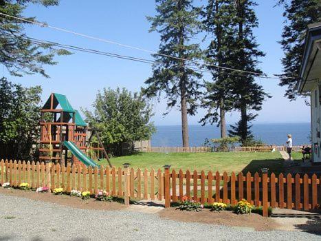 Edgewater Motel Campbell River Buitenkant foto
