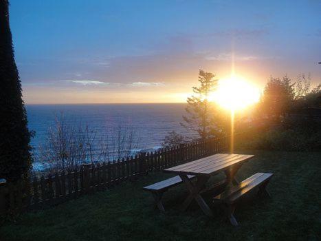 Edgewater Motel Campbell River Buitenkant foto